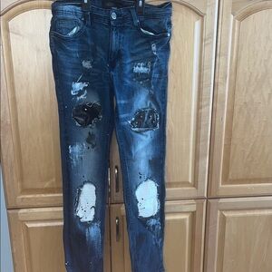 Men's Distressed Blue Jeans